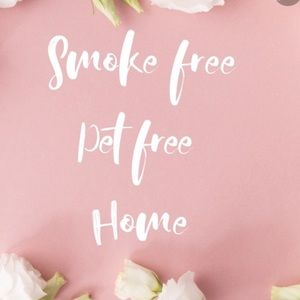 My closet is Smoke free & Pet free 🎀🎀